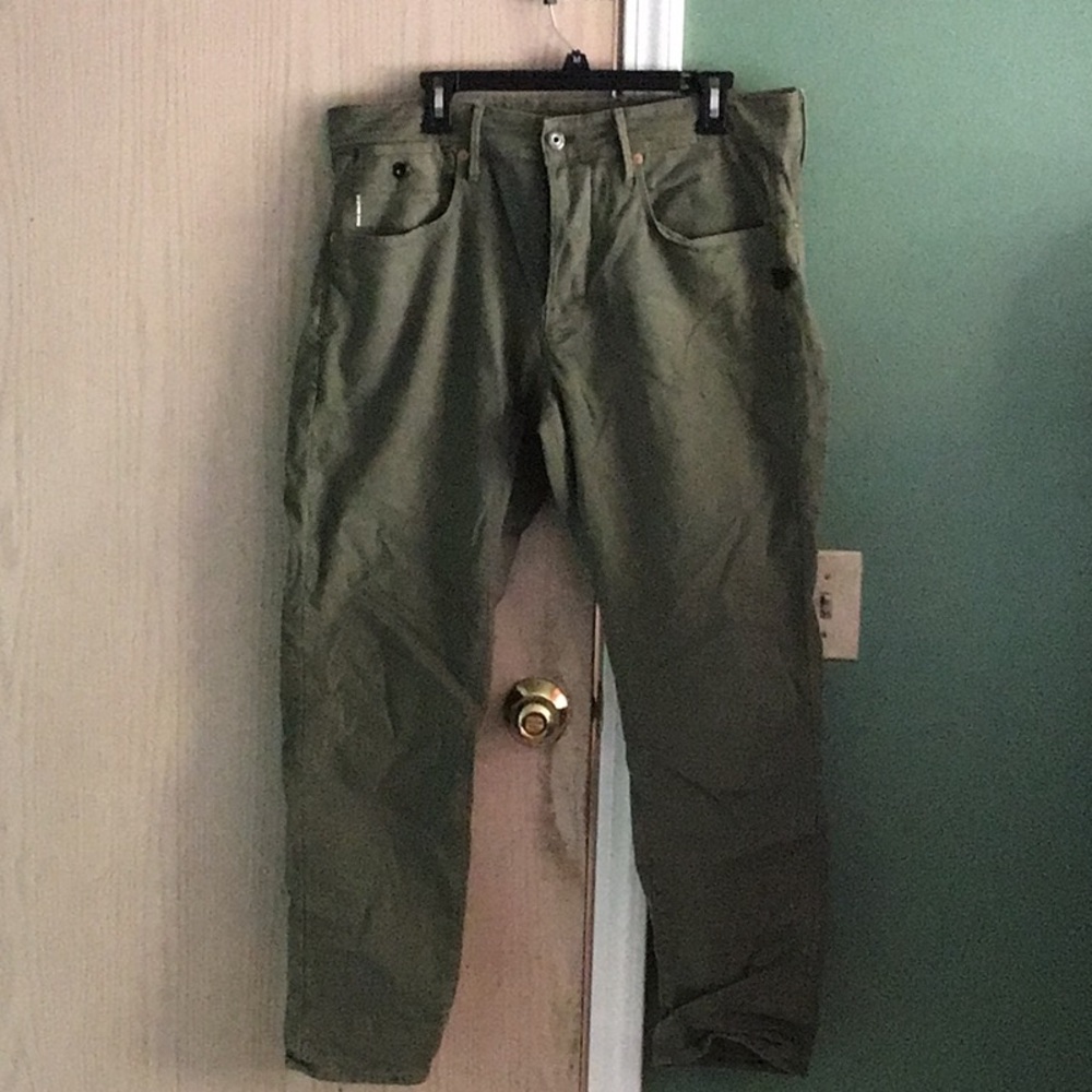 Raw jeans never worn.special style Edition